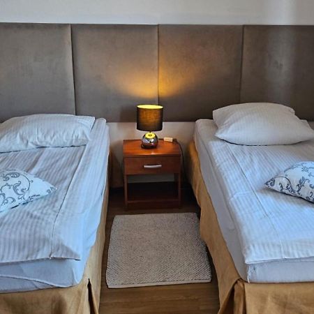 Letnia Willa Jacuzzi & Sauna Darlowo Bagian luar foto