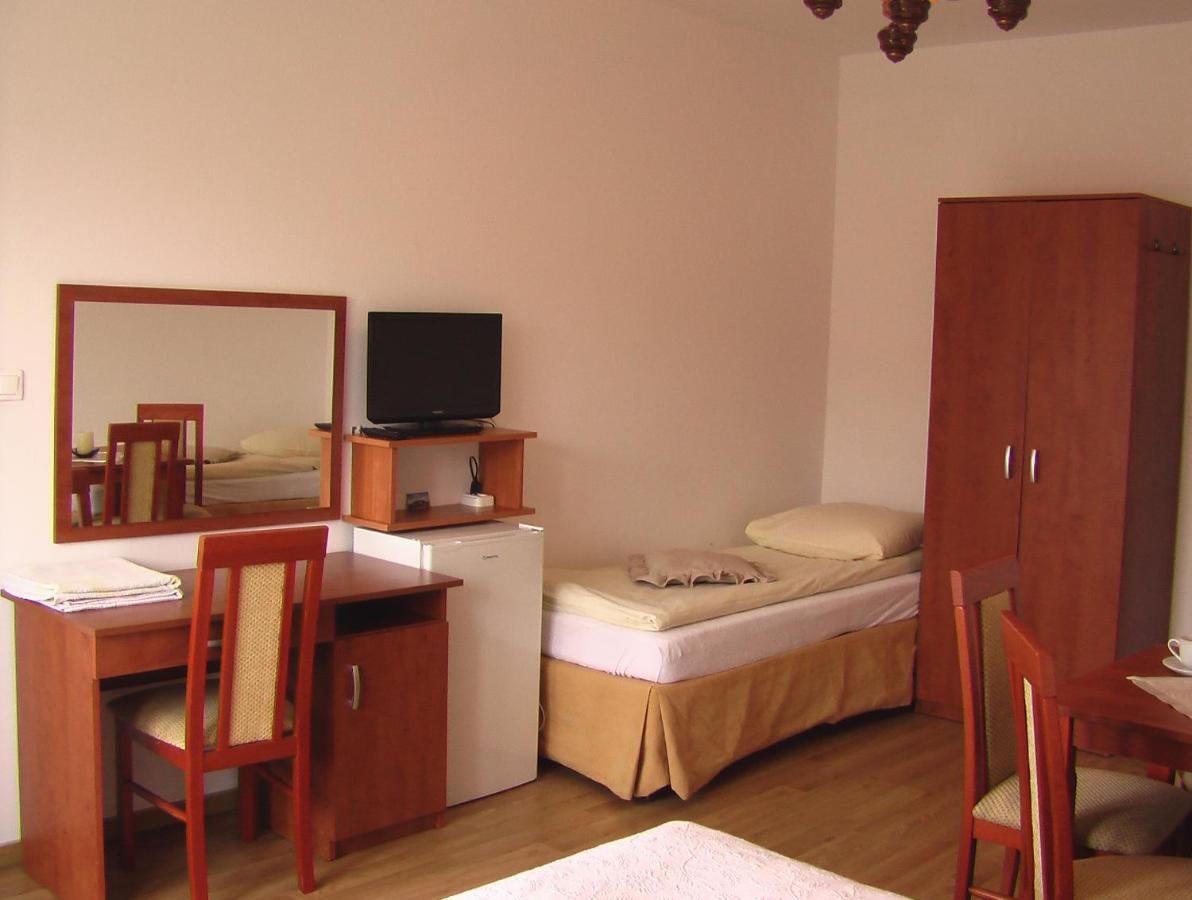 Letnia Willa Jacuzzi & Sauna Darlowo Bagian luar foto