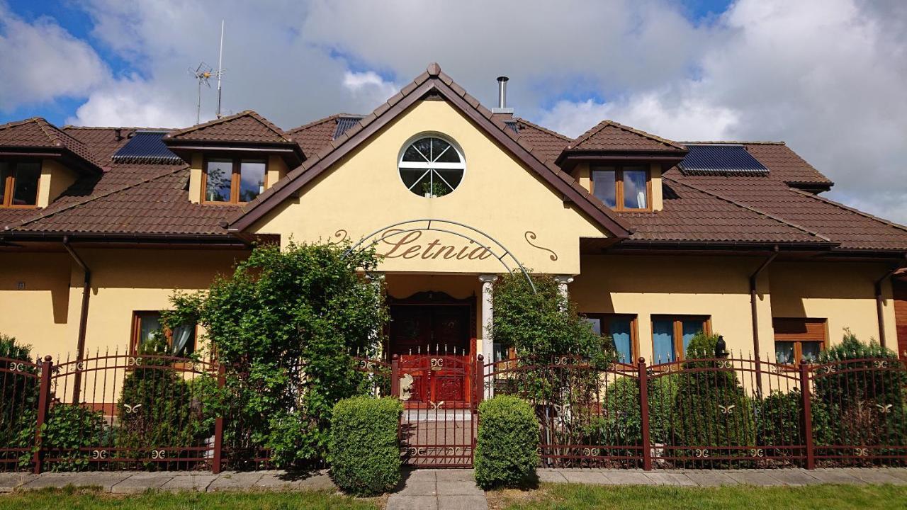 Letnia Willa Jacuzzi & Sauna Darlowo Bagian luar foto