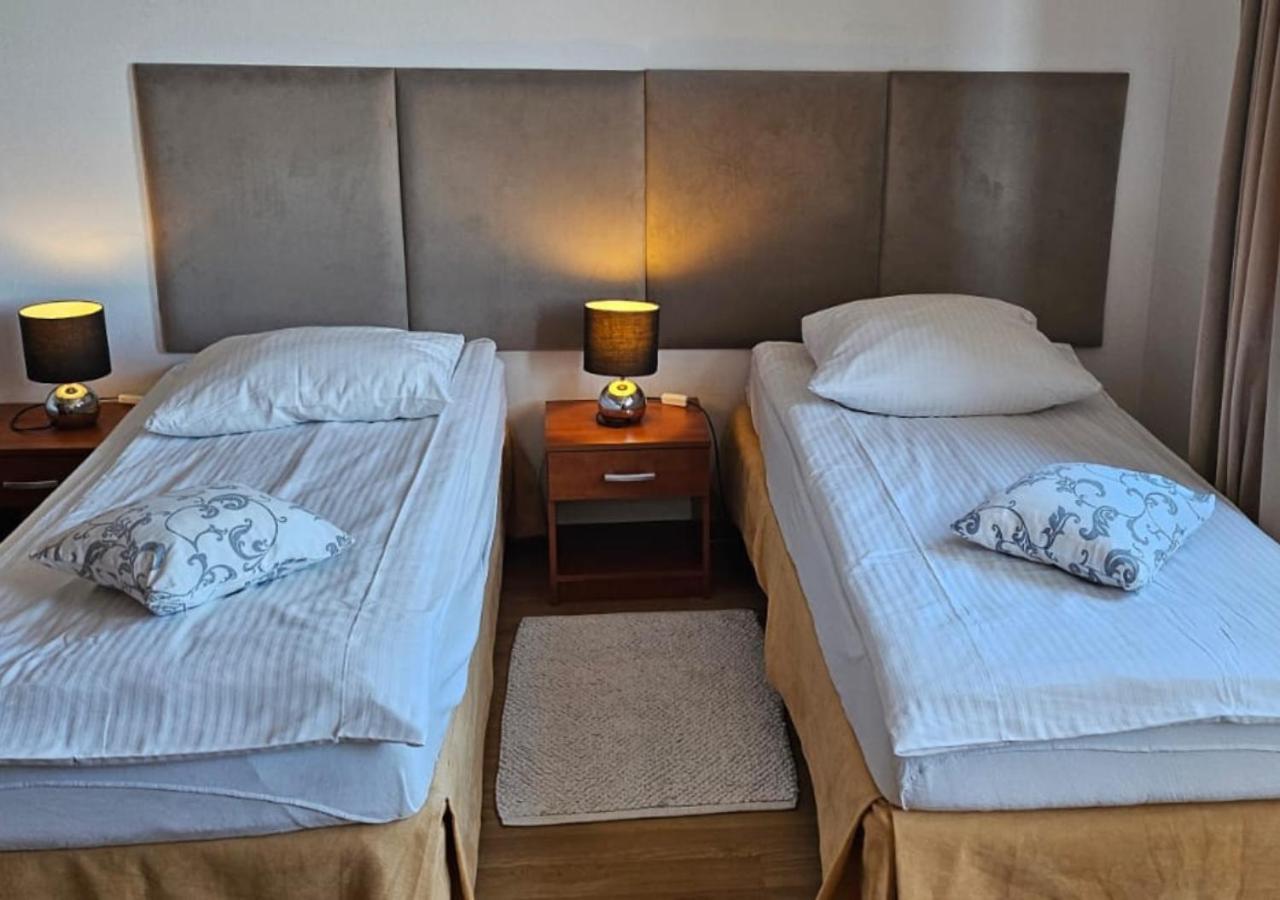 Letnia Willa Jacuzzi & Sauna Darlowo Bagian luar foto