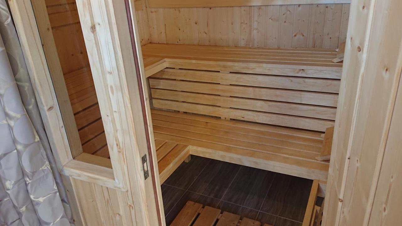 Letnia Willa Jacuzzi & Sauna Darlowo Bagian luar foto